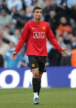 3战全胜！杨舒予9助攻卫冕冠军广东女篮大胜浙江 周琪22+6三分