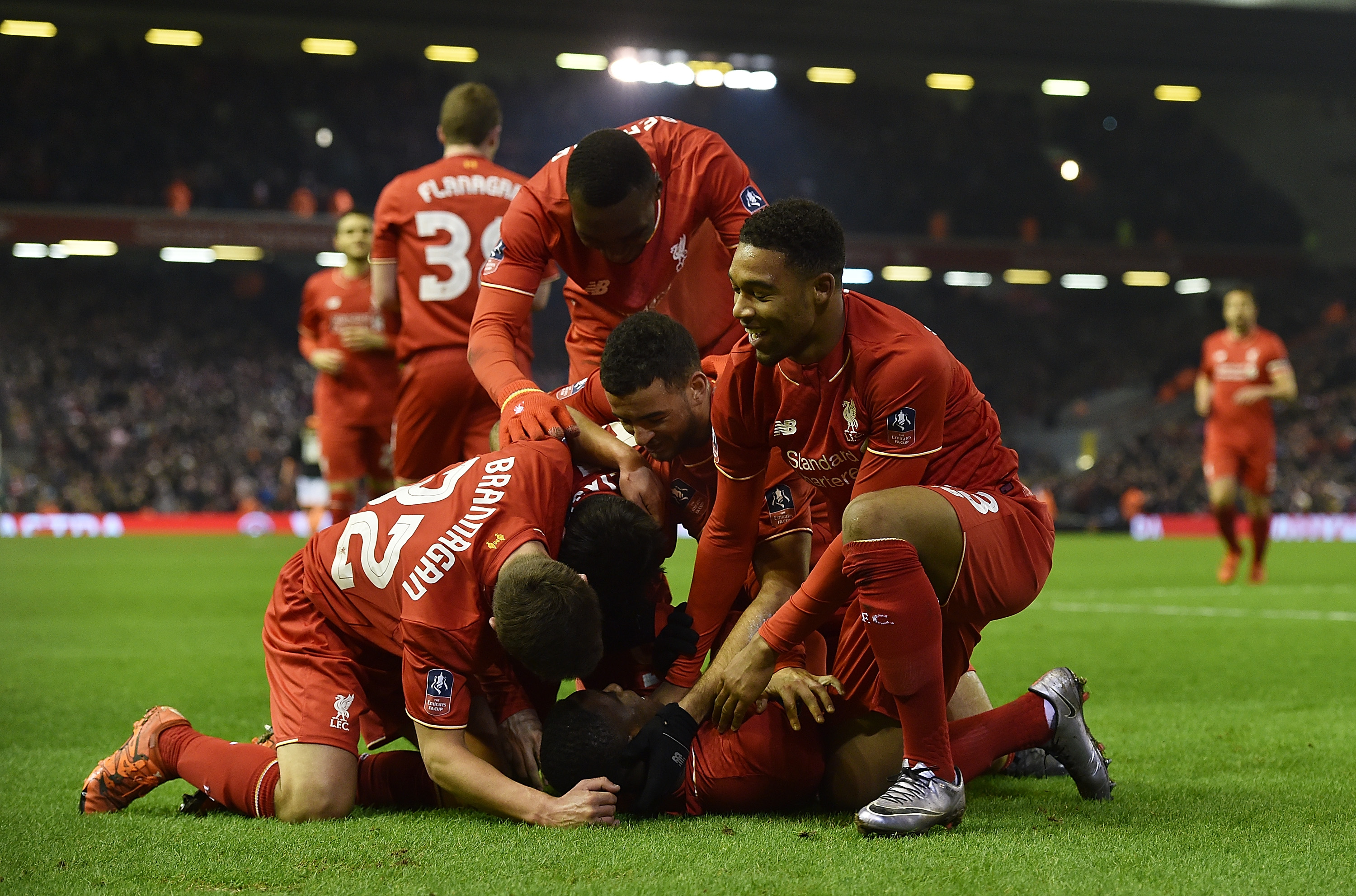 历史第三年轻！申京达成又一里程碑，仅次于詹姆斯&字母哥