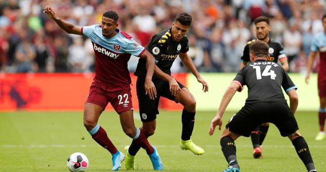 王燊超赛后喊话球迷：明年为第五个冠军拼搏