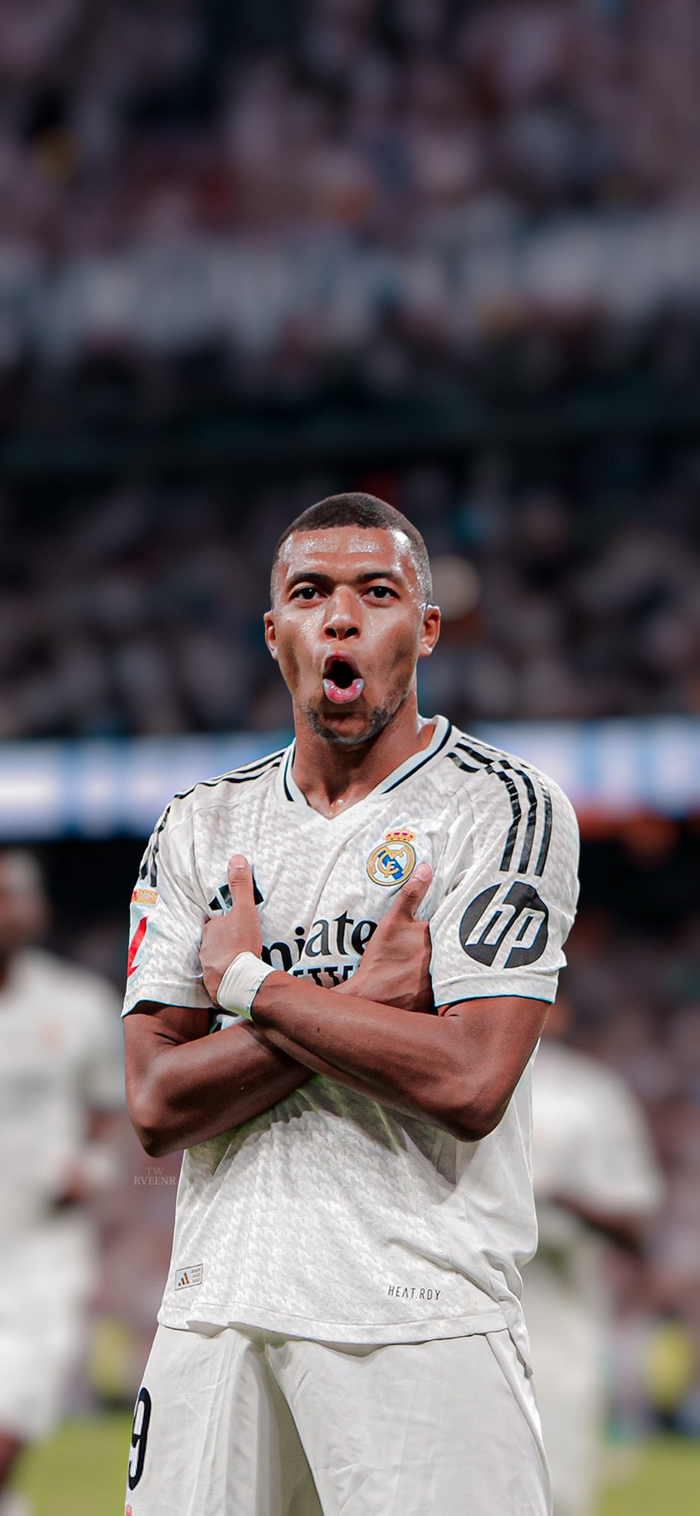 斯基拉：利雅得胜利向布罗佐维奇提供续约合同，但未达成协议（斯基拉：利雅得胜利向布罗佐维奇开出续约提案，双方尚未谈拢）