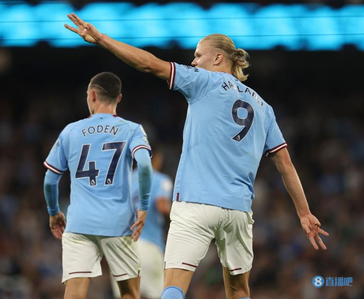 英超-曼城3-0完胜桑德兰登顶次席，福登传射建功（英超：曼城3-0轻取桑德兰升至第二，福登一传一射）