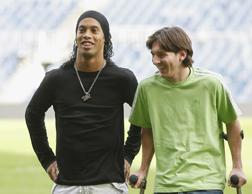 米兰欲以恩昆库换莱万 巴萨消息人士否认交易