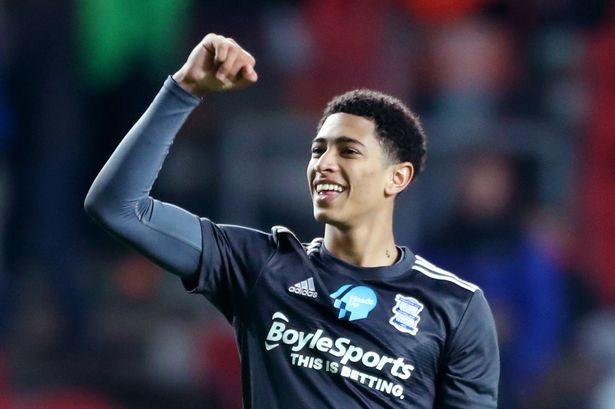 世欧预战报：比利时1-1十人哈萨克斯坦，无缘提前晋级（欧预赛战报：比利时1-1被十人哈萨克斯坦逼平，未能提前出线）