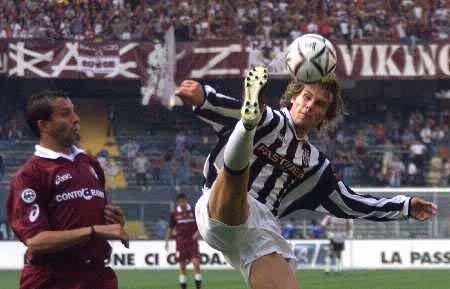 埃斯波西托经纪人：球员不会加盟那不勒斯，他深爱国米（经纪人：埃斯波西托拒赴那不勒斯，钟情国米）