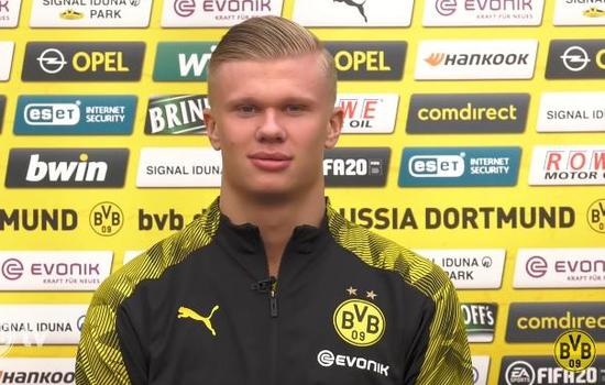 本世纪德甲戴帽次数前十：莱万领跑凯恩第三（本世纪德甲帽子戏法次数TOP10：莱万居首，凯恩第三）