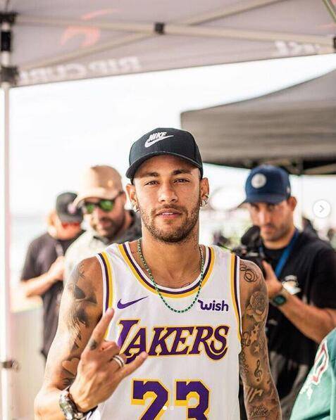 女排世联8强已出6席！卫冕季军1-3落败，日本锁定前3，中国战德国