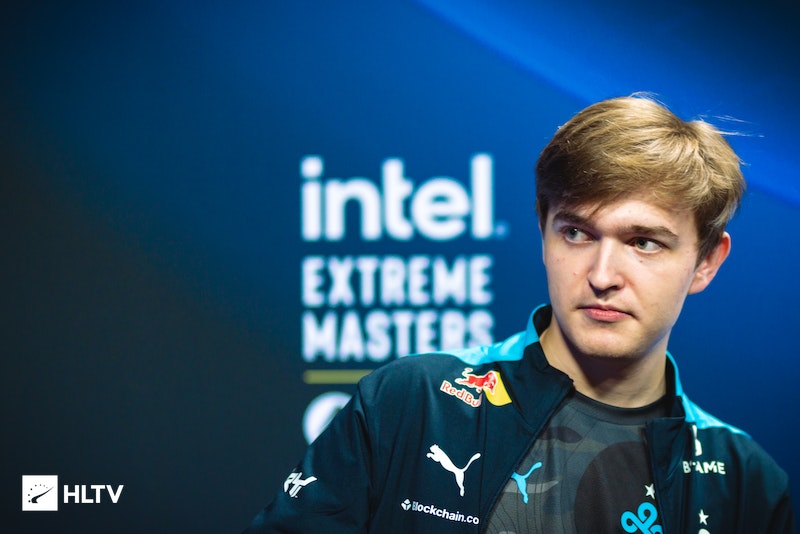 TES发布了一段视频向 Tian 告别：友谊地久天长！再次感谢 Tian 的努力和奉献