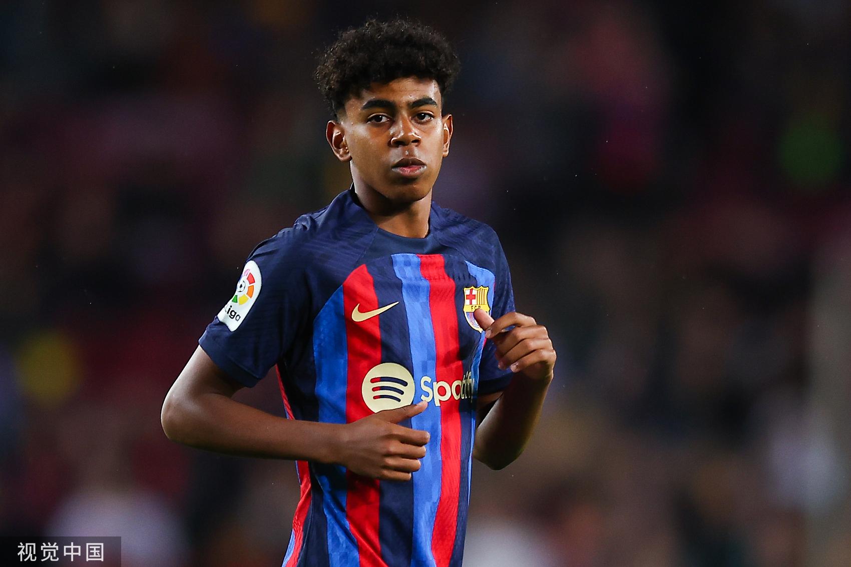 斯洛特回应萨拉赫言论，确认其缺席欧冠对阵米兰（斯洛特回应萨拉赫言论：确认萨拉赫无缘欧冠战米兰）